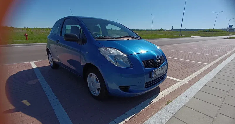 samochody osobowe Toyota Yaris cena 8900 przebieg: 121000, rok produkcji 2006 z Białystok